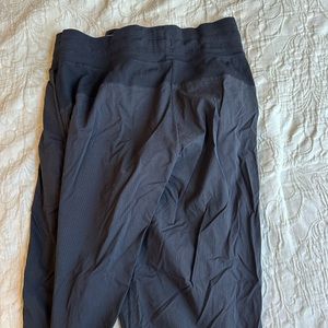 Lululemon dance studio jogger